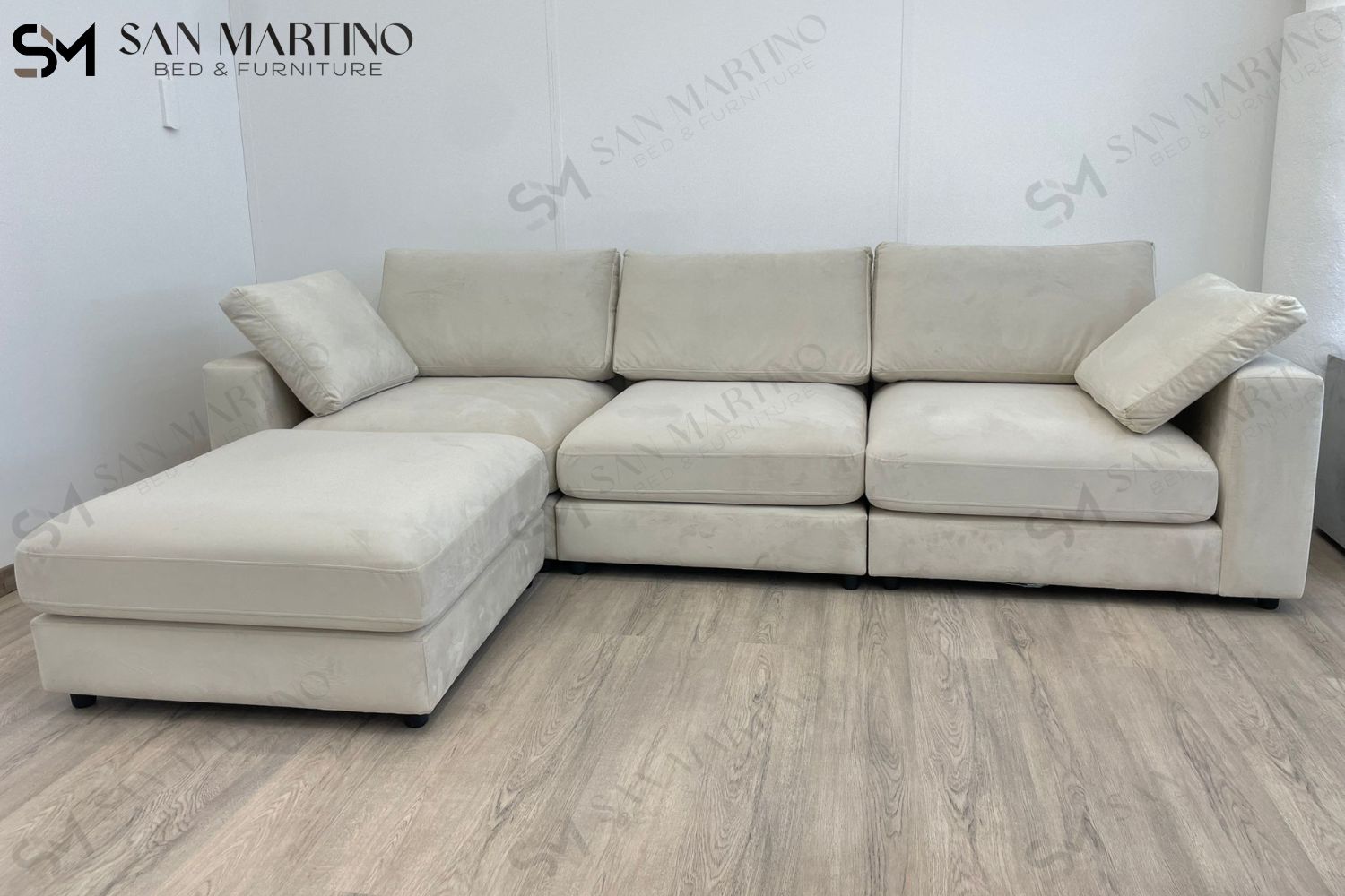 Canapé Julia Modulable Velours Blanc cassé 3+1 Pouf