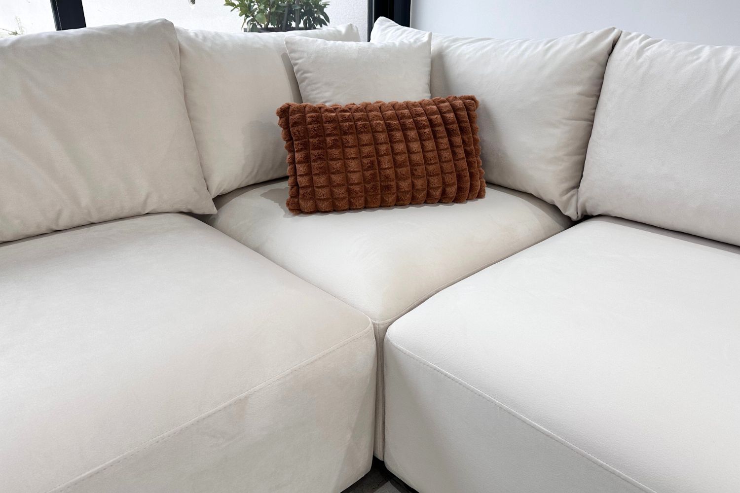 Canapé Azra Modulable Velours Blanc cassé