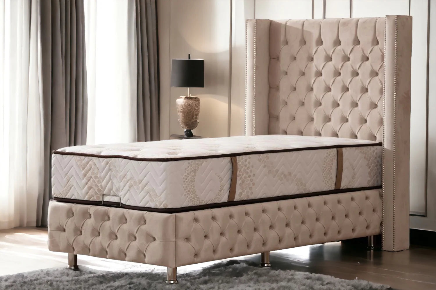 Lit Coffre Enfant CLOUTE BEIGE - Velours capitonné