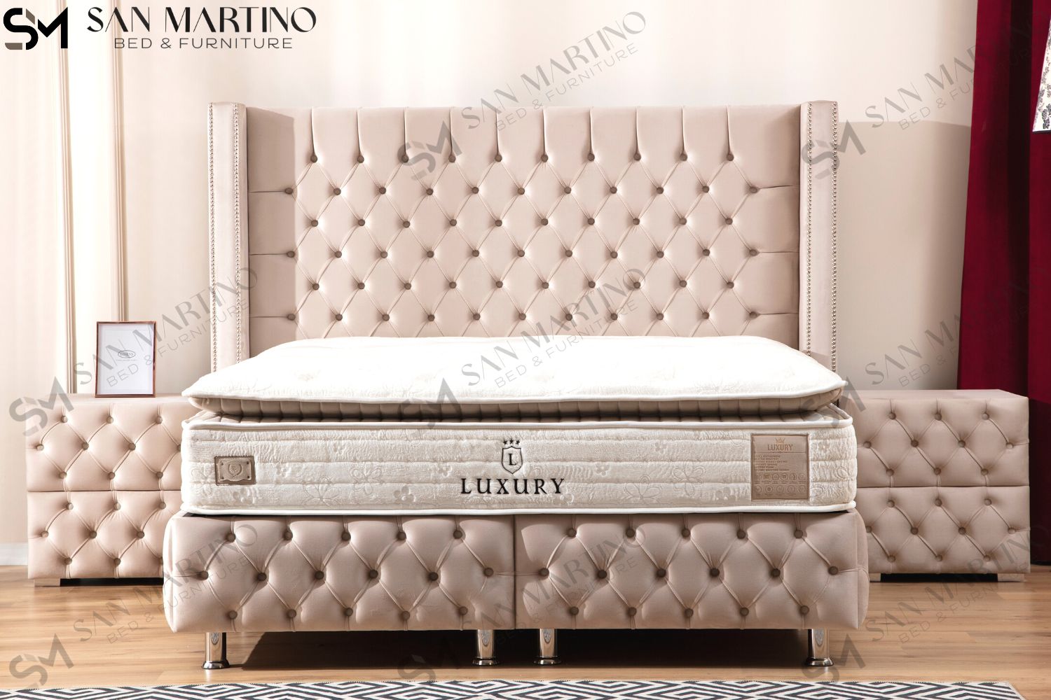 Lit Coffre CLOUTE BEIGE - Velours capitonné