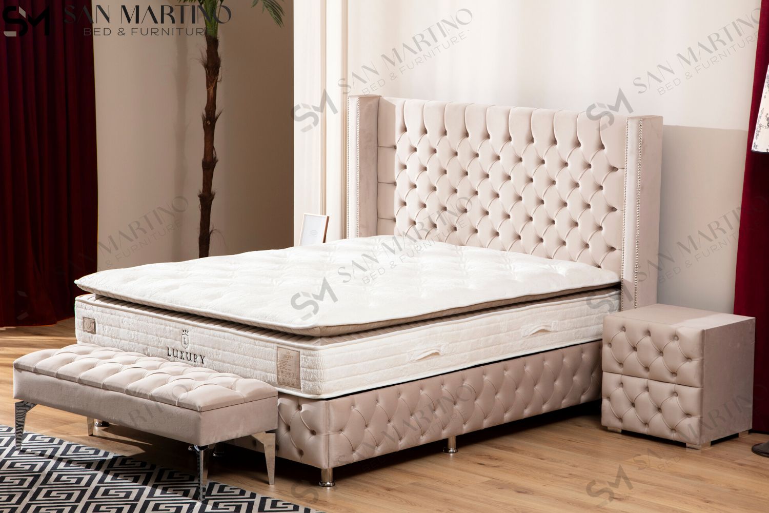 Lit Coffre CLOUTE BEIGE - Velours capitonné