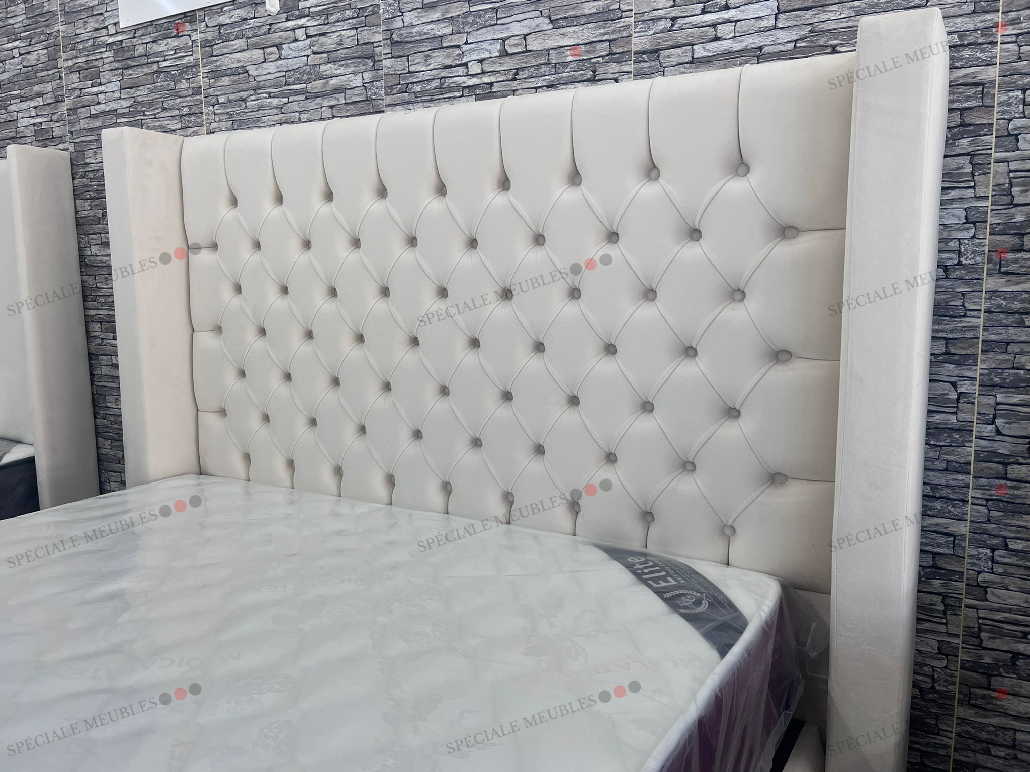 Lit Coffre BIANCA BLANC CASSE - Velours